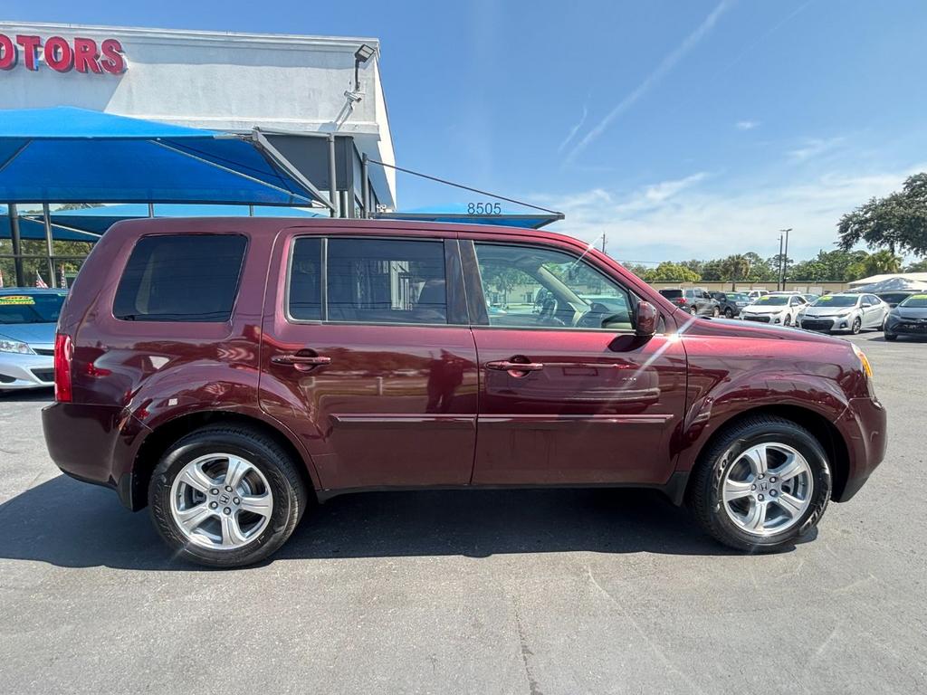 2015 Honda Pilot - $17,990