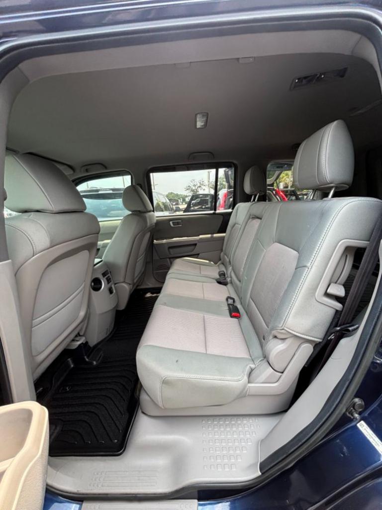 2013 Honda Pilot - $15,999