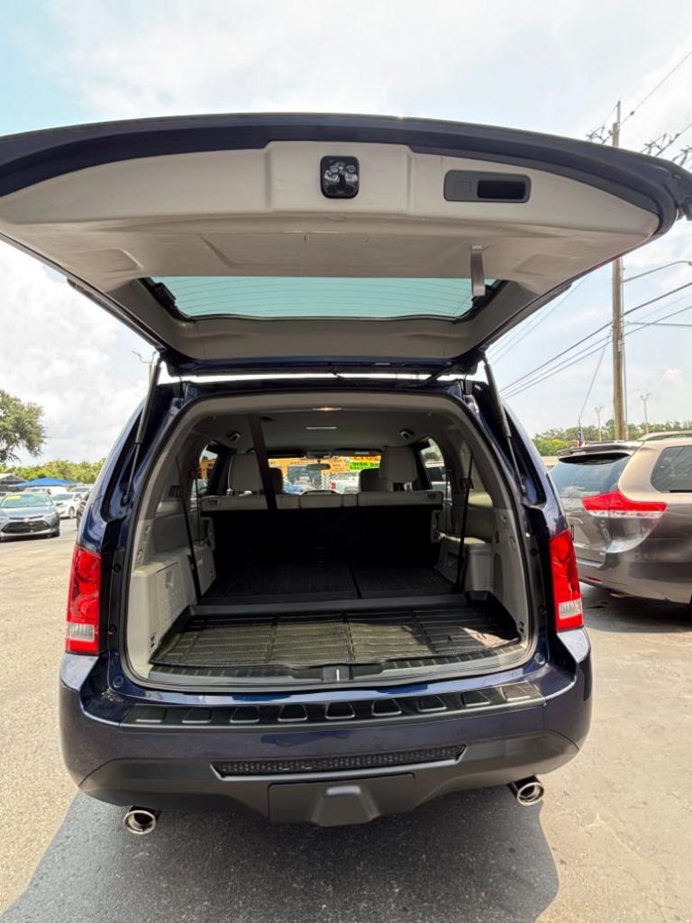 2013 Honda Pilot - $15,999