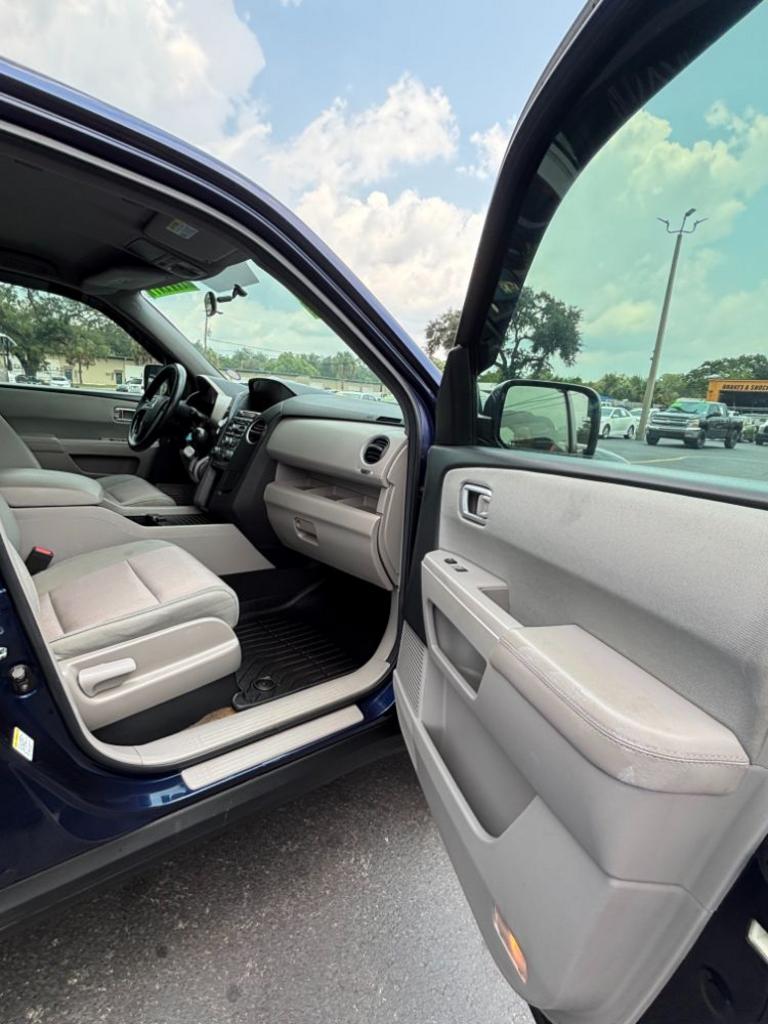 2013 Honda Pilot - $15,999