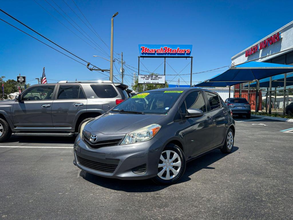2012 Toyota Yaris - $10,900