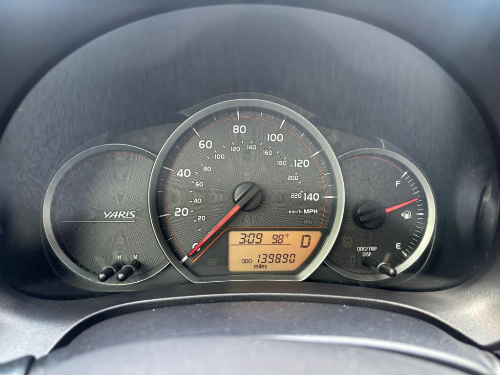 2012 Toyota Yaris - $10,900
