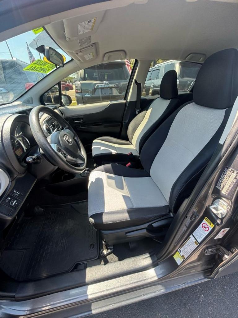 2012 Toyota Yaris - $10,900