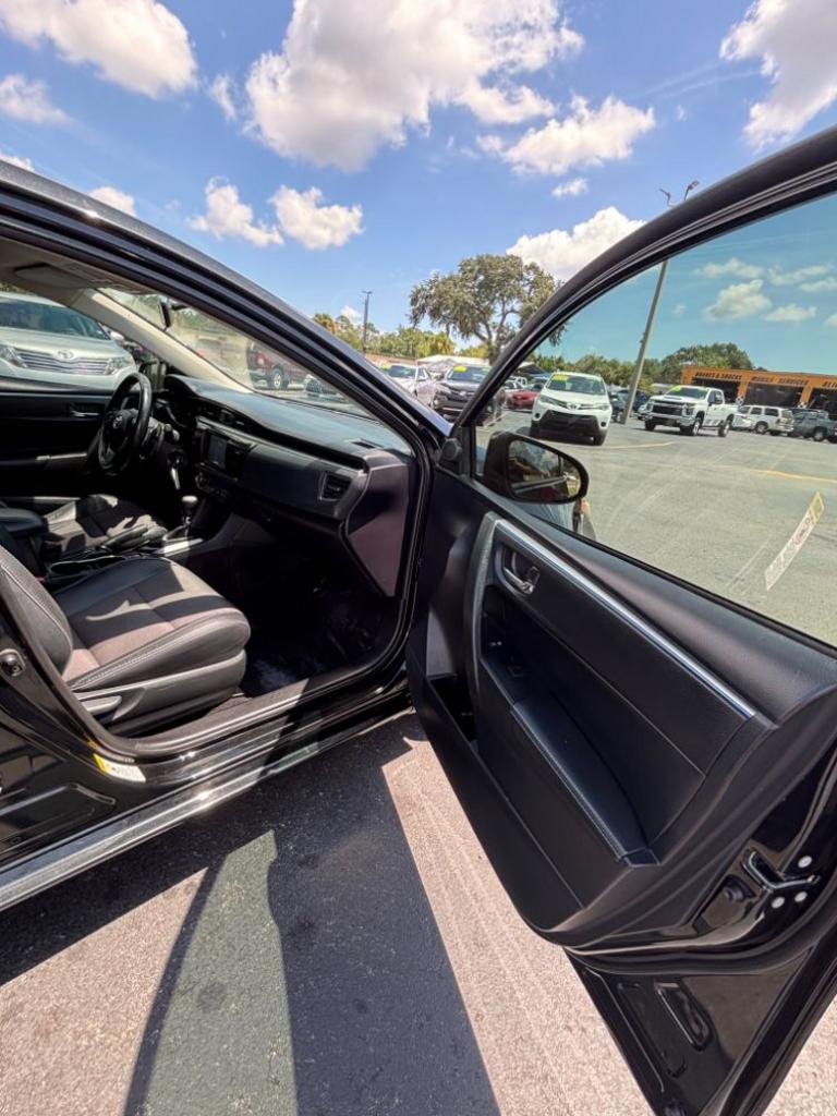 2014 Toyota Corolla - $13,999