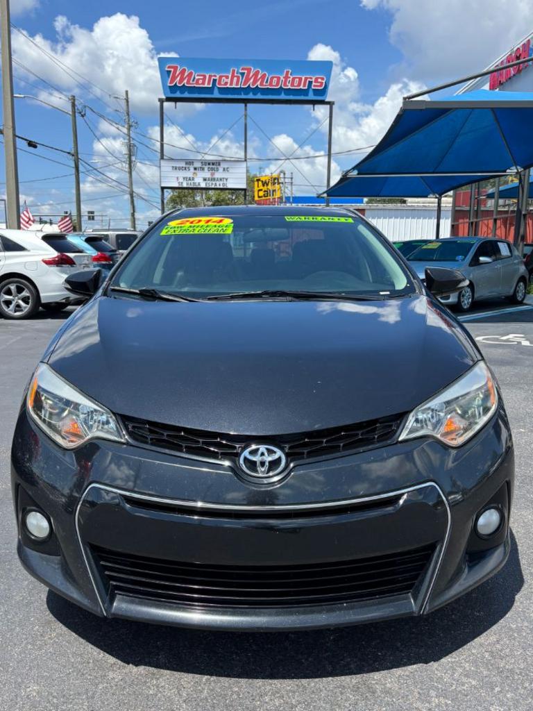 2014 Toyota Corolla - $13,999