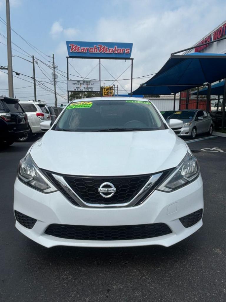 2017 Nissan Sentra - $14,900