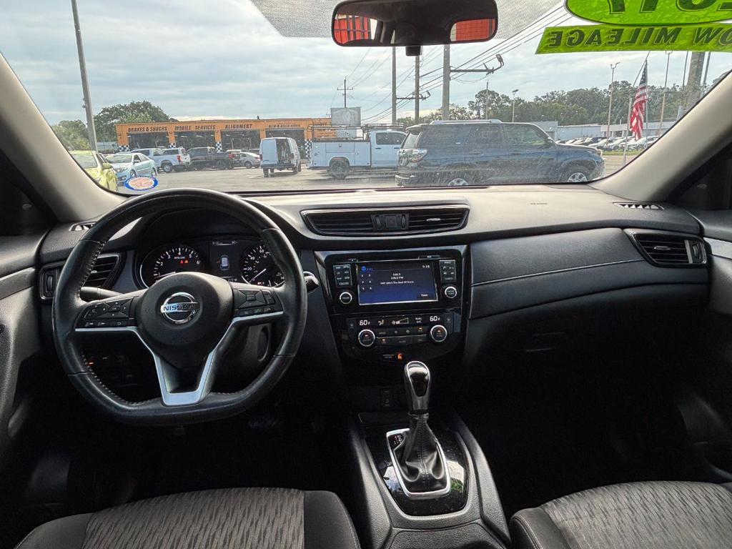 2017 Nissan Rogue - $14,999