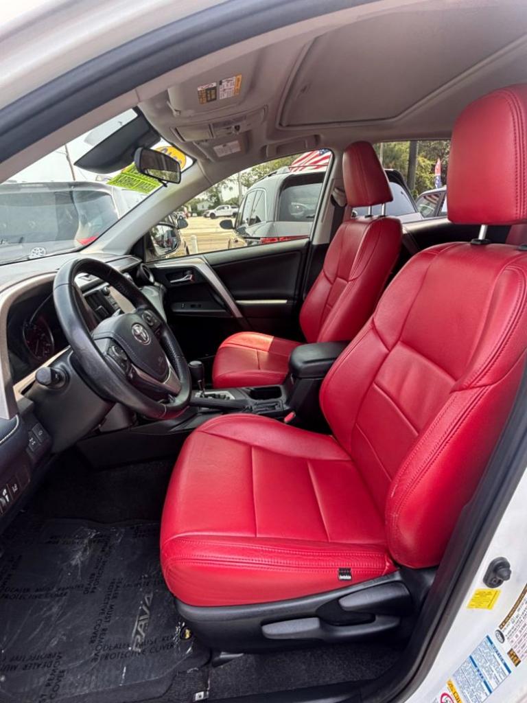 2018 Toyota RAV4 - $19,999