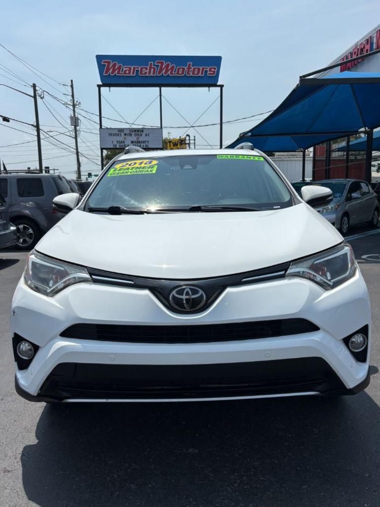 2018 Toyota RAV4 - $19,999