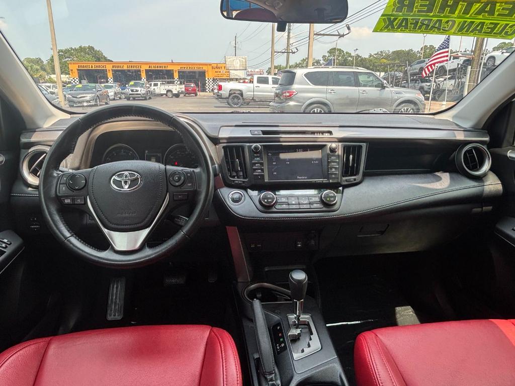 2018 Toyota RAV4 - $19,999
