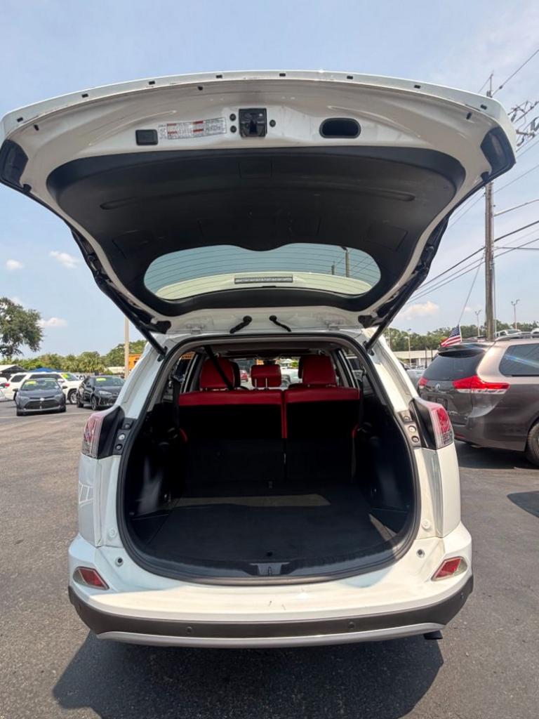 2018 Toyota RAV4 - $19,999