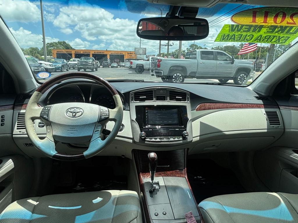 2011 Toyota Avalon - $14,999