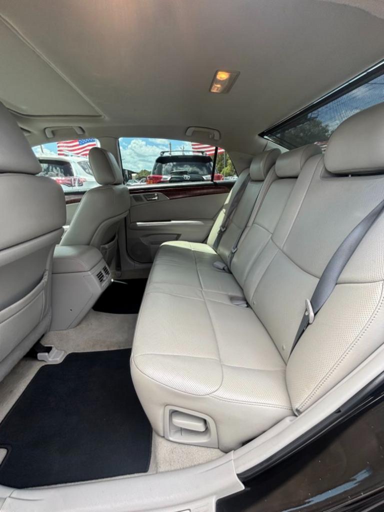 2011 Toyota Avalon - $14,999