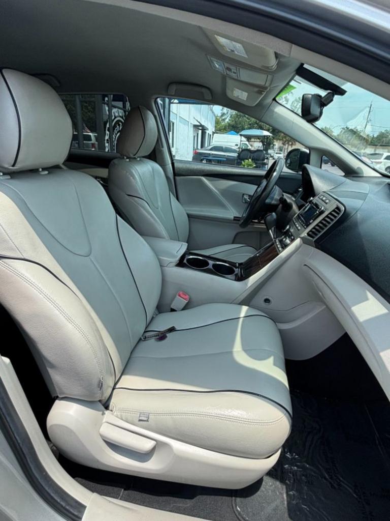 2011 Toyota Venza - $10,990