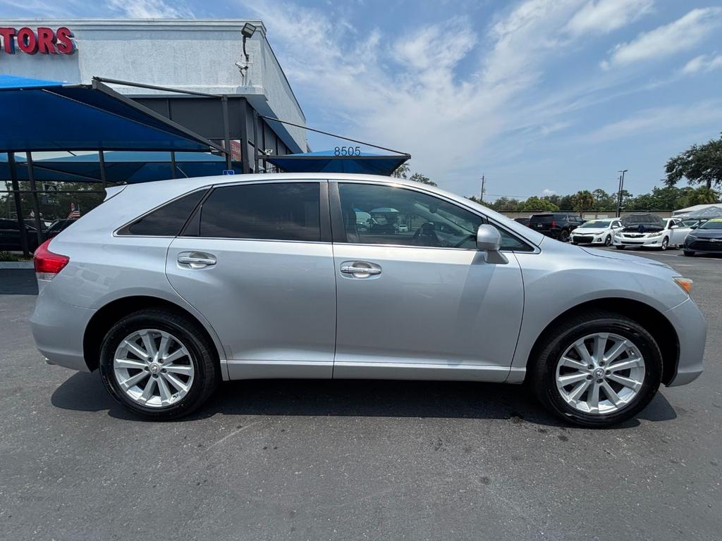 2011 Toyota Venza - $10,990