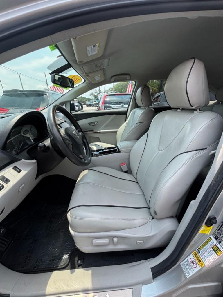 2011 Toyota Venza - $10,990