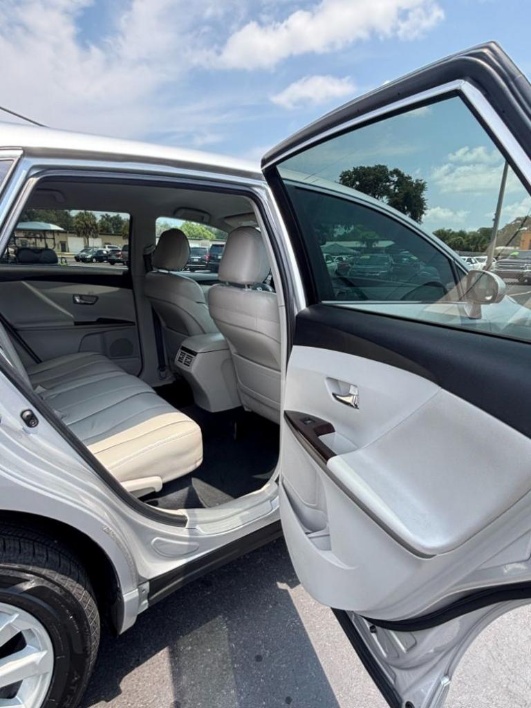 2011 Toyota Venza - $10,990