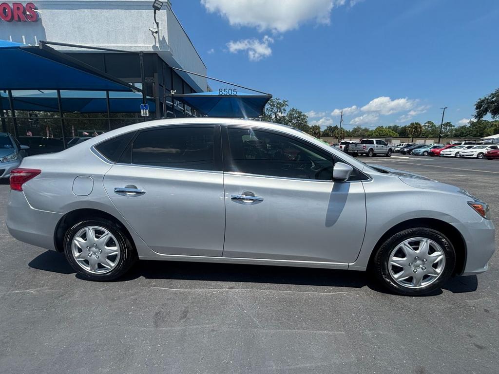 2017 Nissan Sentra - $13,999
