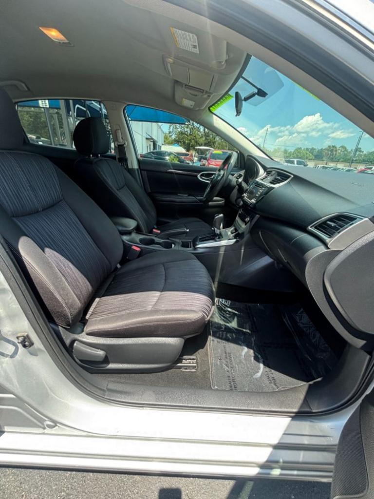 2017 Nissan Sentra - $13,999