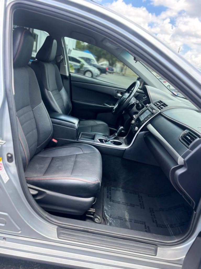 2017 Toyota Camry - $11,999