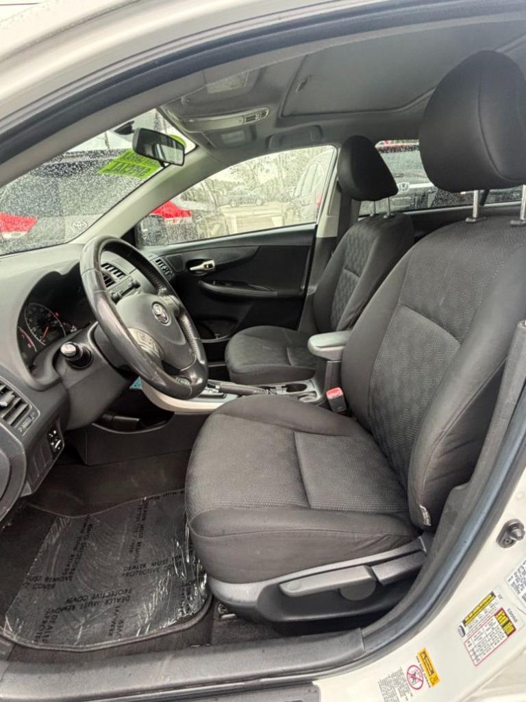 2009 Toyota Corolla - $10,377