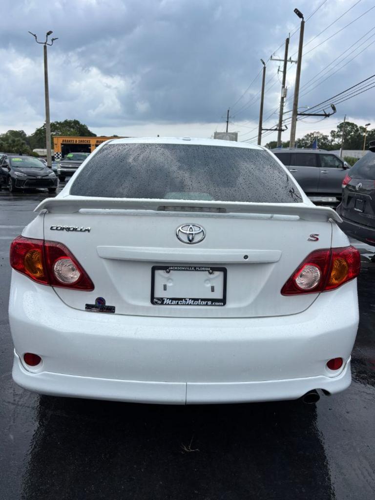 2009 Toyota Corolla - $10,377