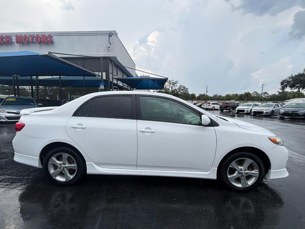 2009 Toyota Corolla - $10,377