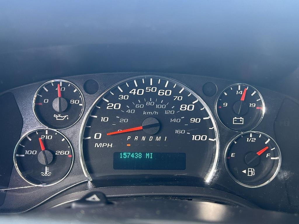 2017 Chevrolet Express - $15,999