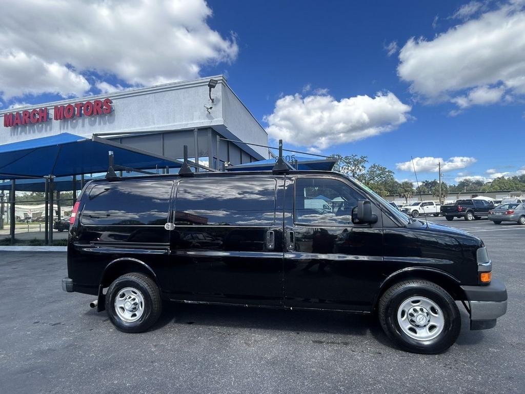 2017 Chevrolet Express - $15,999