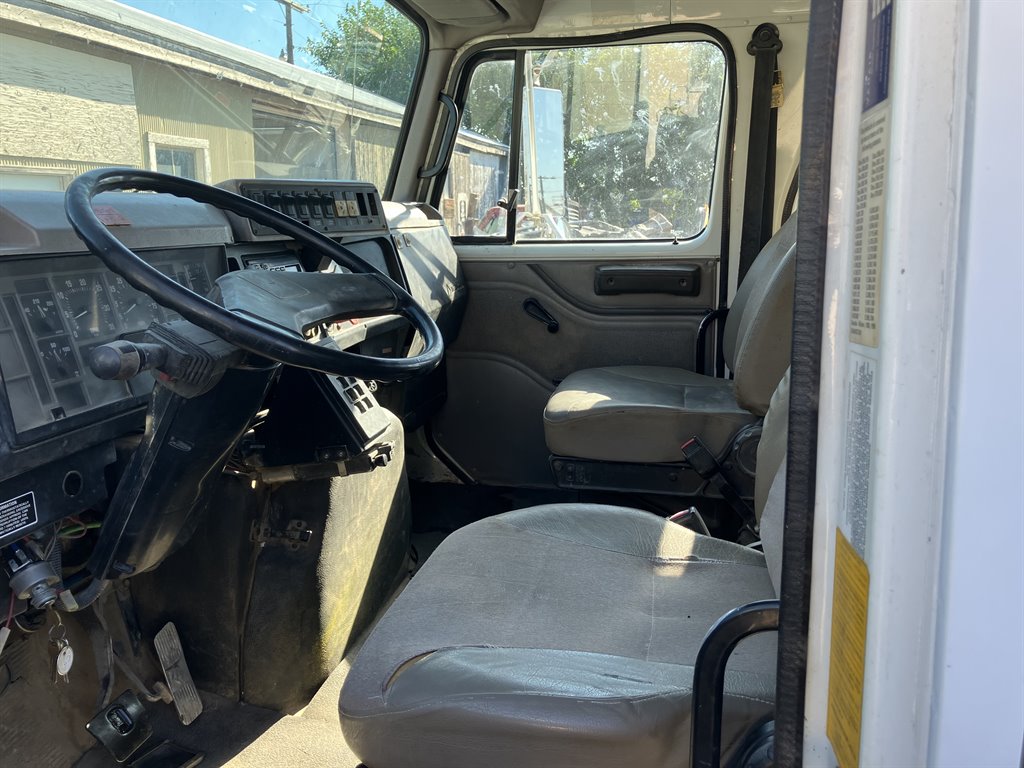 2002 International 4000 Series