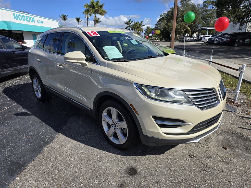 2018 Lincoln MKC - $15,998