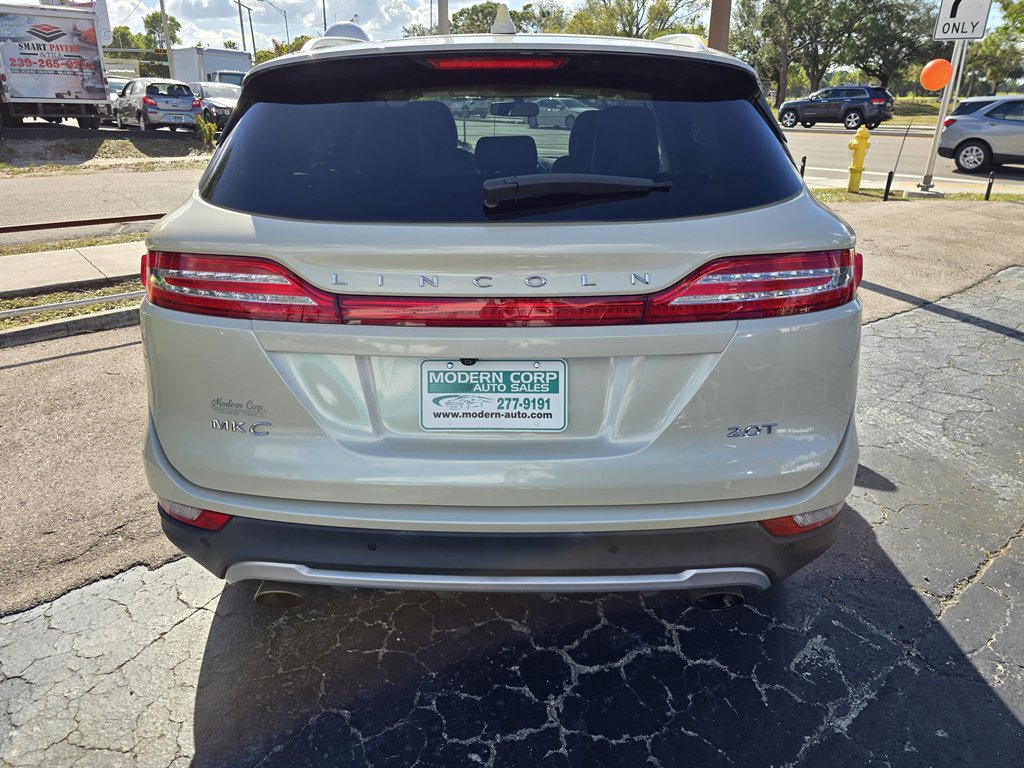 2018 Lincoln MKC - $15,998