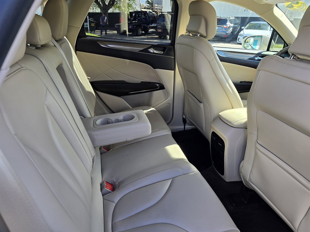 2018 Lincoln MKC - $15,998
