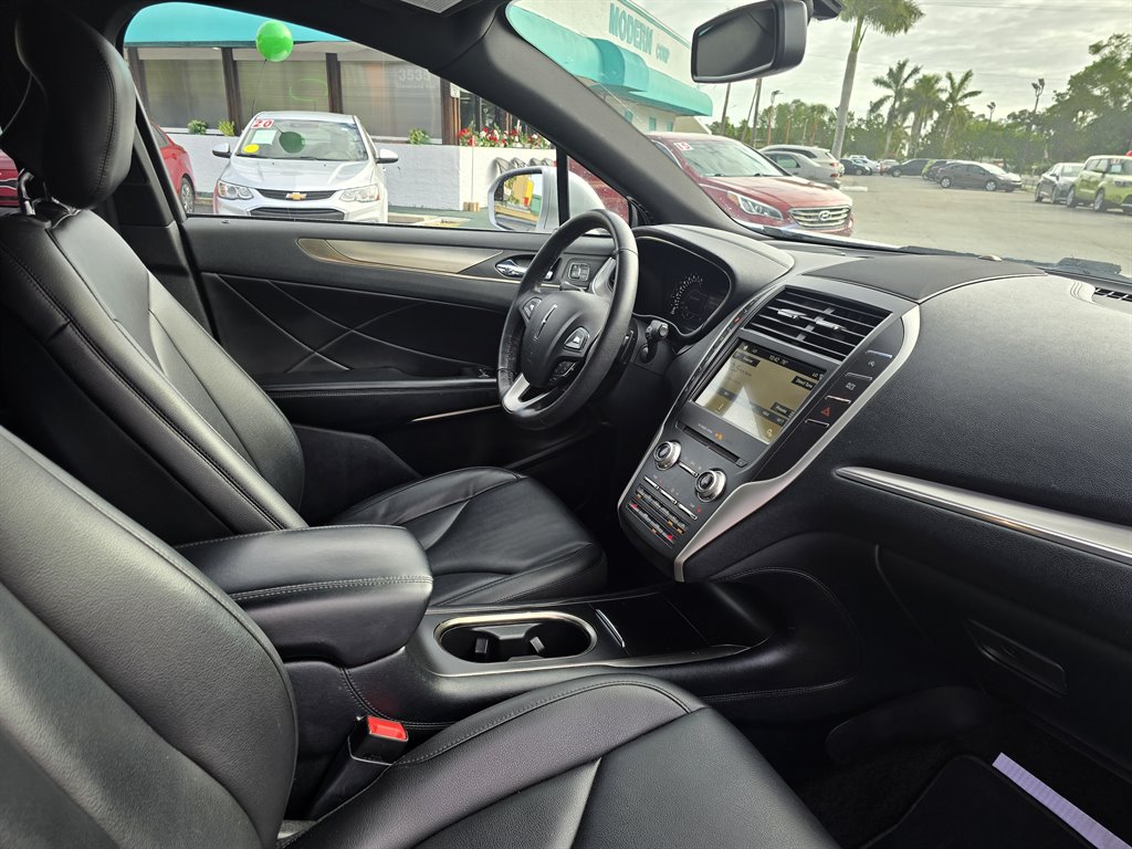 2018 Lincoln MKC - $17,598