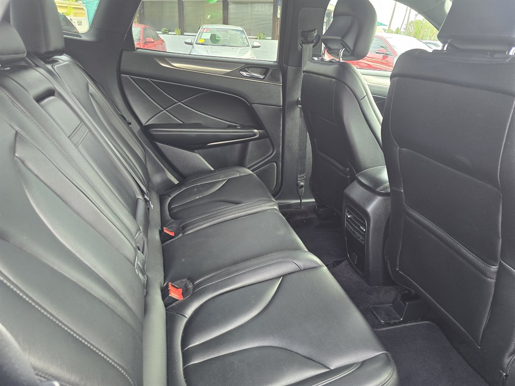 2018 Lincoln MKC - $17,598