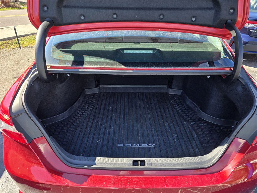 2019 Toyota Camry - $17,998