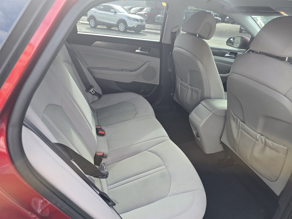 2015 Hyundai Sonata - $9,998