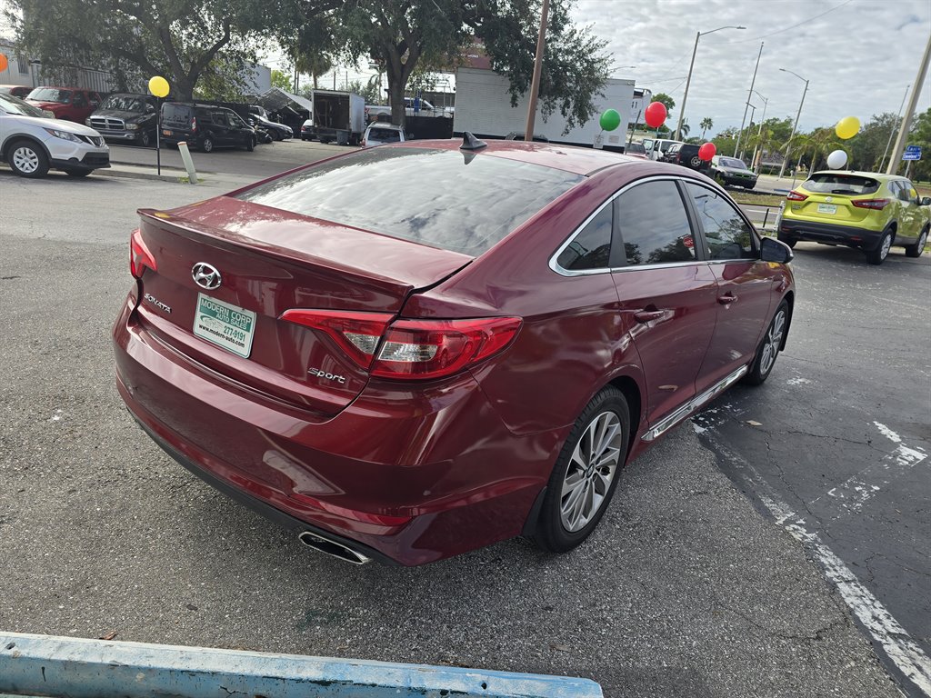 2015 Hyundai Sonata - $9,998
