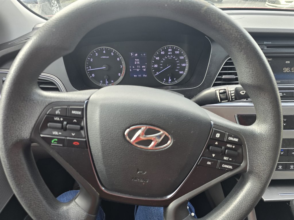 2015 Hyundai Sonata - $9,998