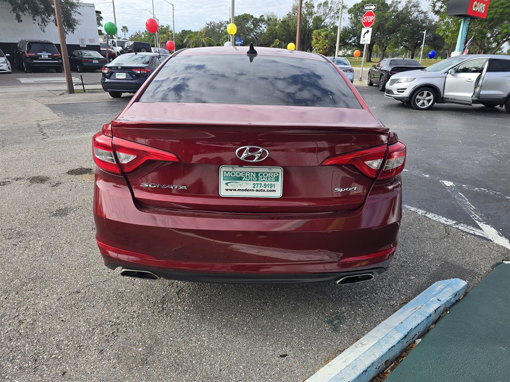 2015 Hyundai Sonata - $9,998