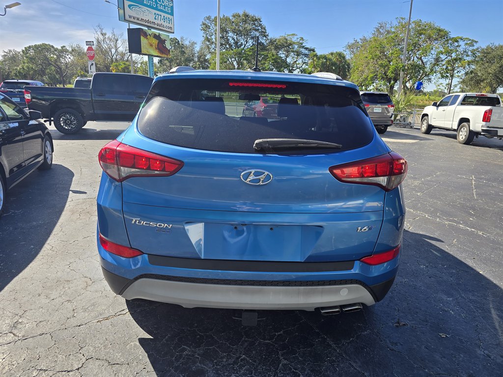 2017 Hyundai Tucson - $16,998