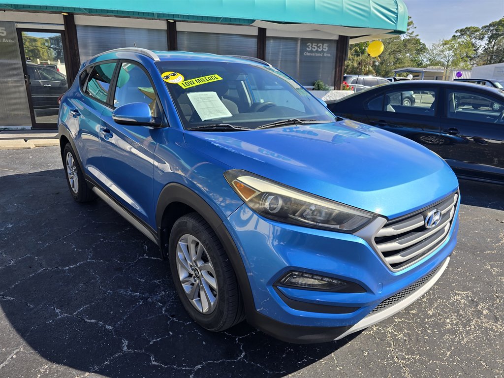 2017 Hyundai Tucson - $16,998