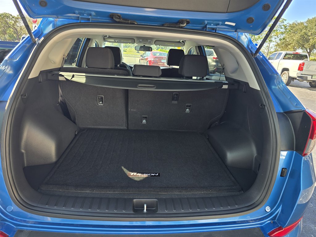 2017 Hyundai Tucson - $16,998