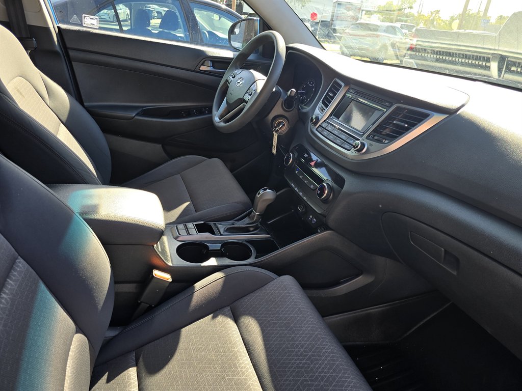 2017 Hyundai Tucson - $16,998