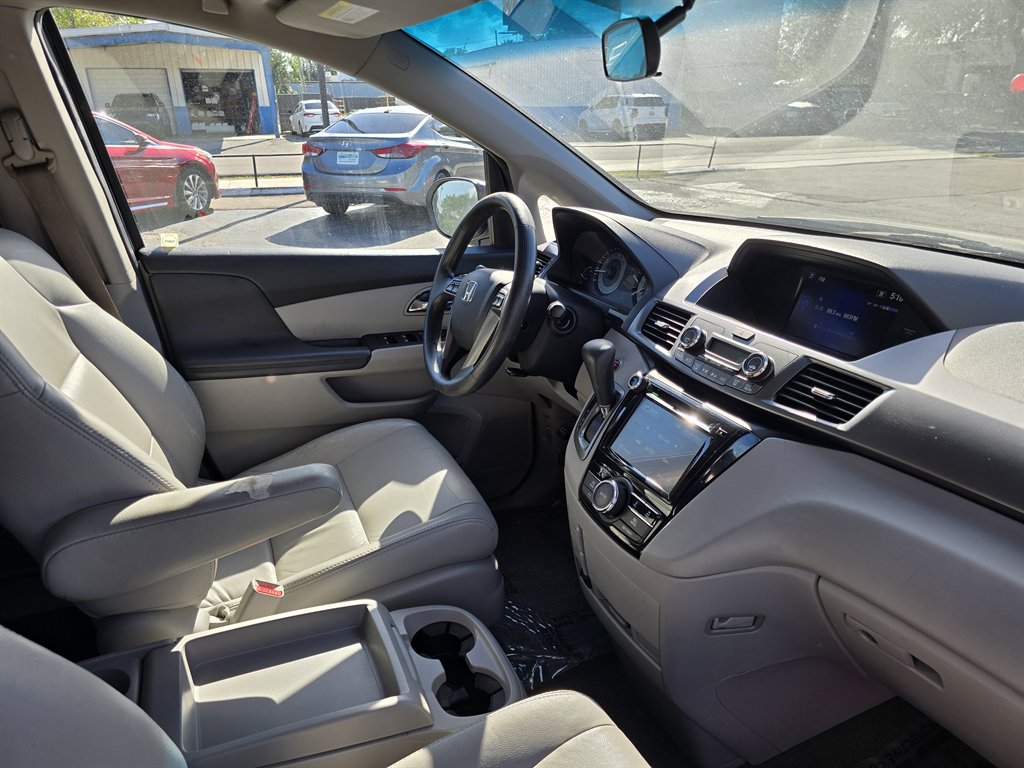 2014 Honda Odyssey - $14,998