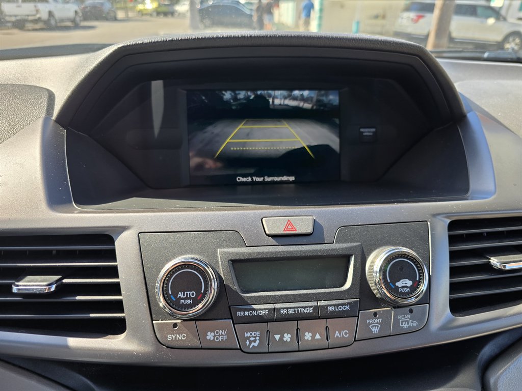 2014 Honda Odyssey - $14,998