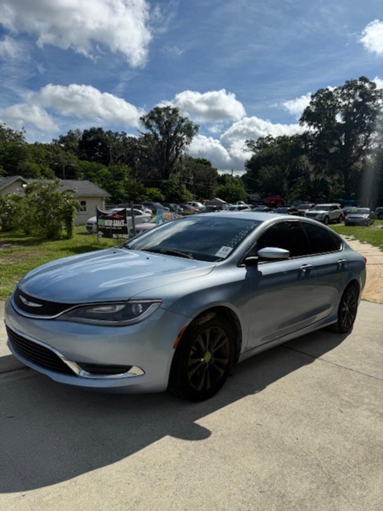2015 Chrysler 200 Limited