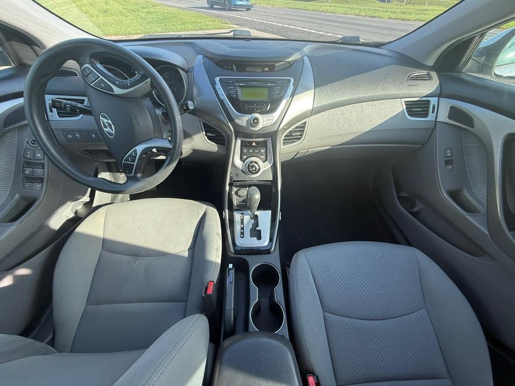 2012 Hyundai Elantra
