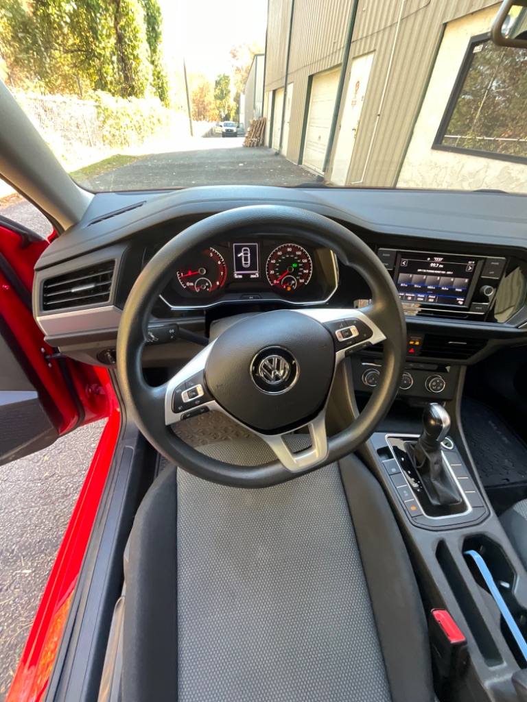 2020 Volkswagen Jetta SE photo