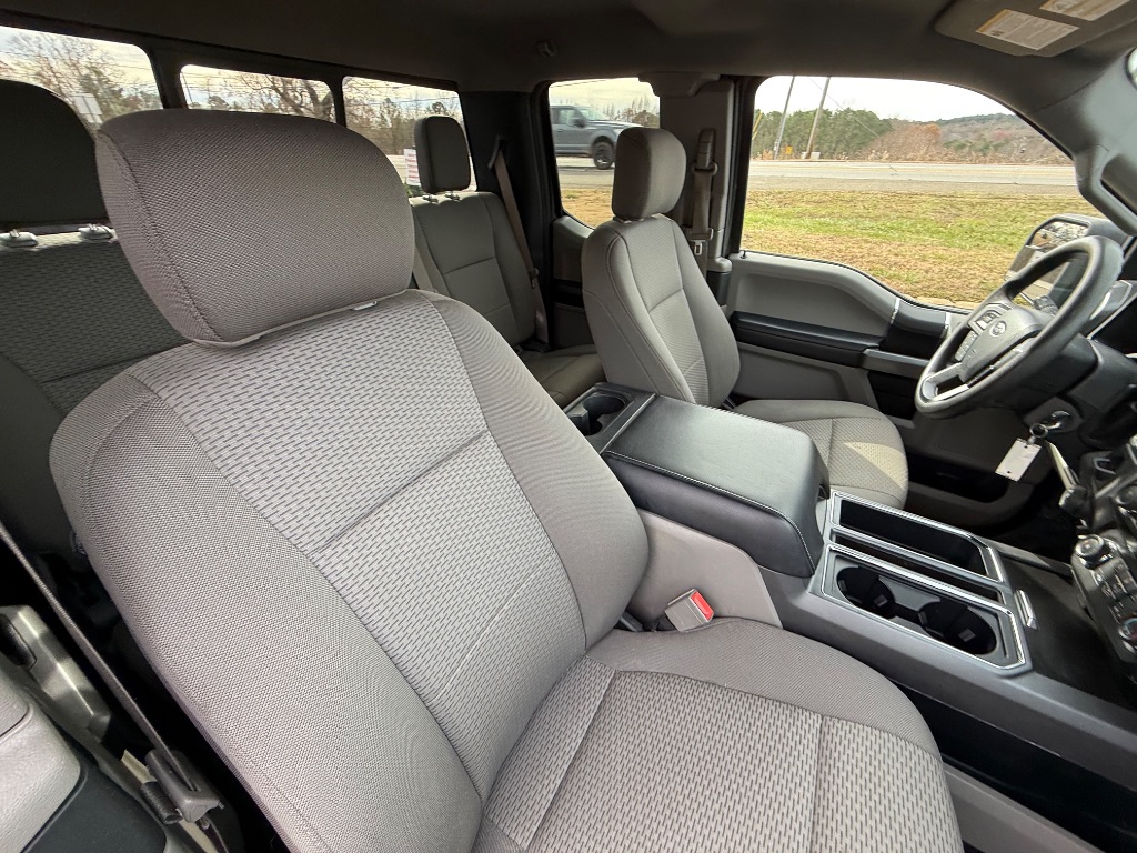 2020 Ford F150 XLT photo
